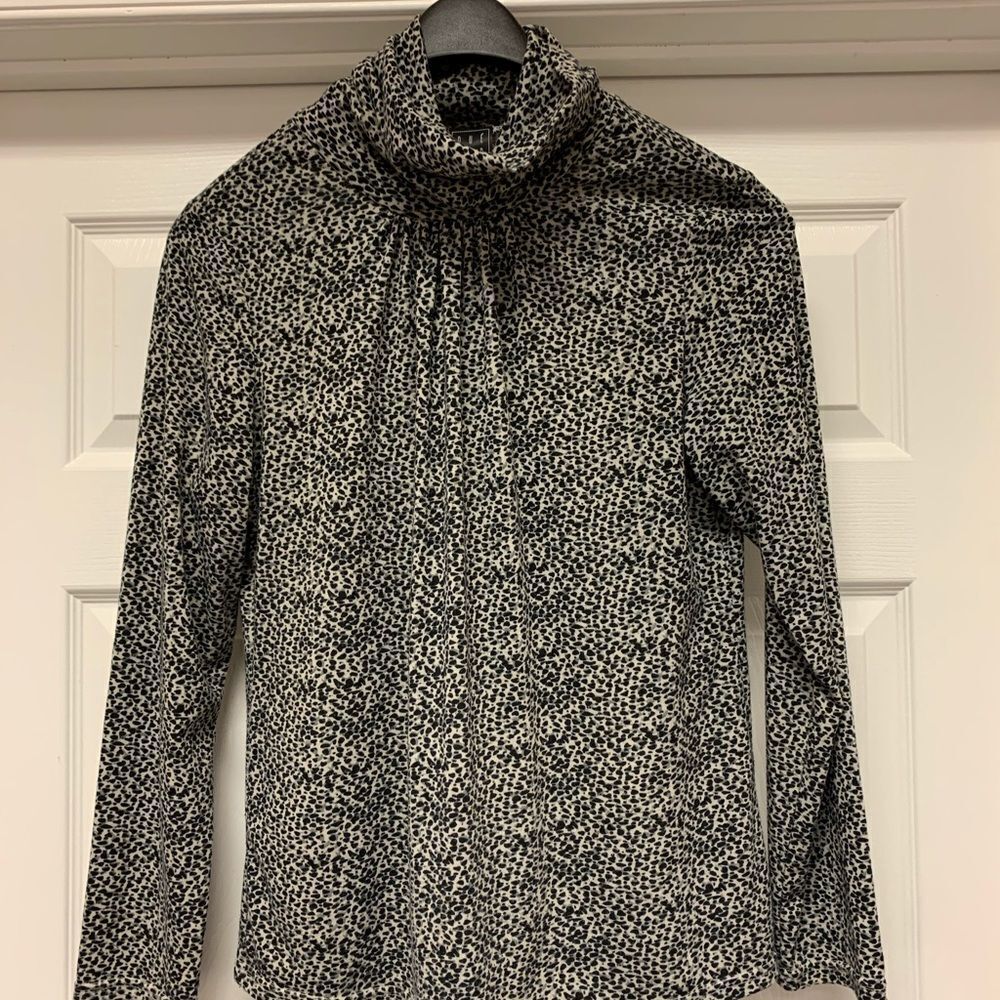 Due Per Due Printed Gathered Neck stop XL EUC